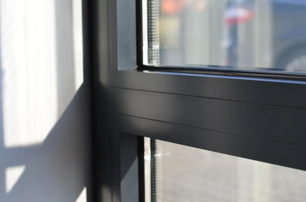 Menuiserie aluminium à Saint-Privat-des-Vieux