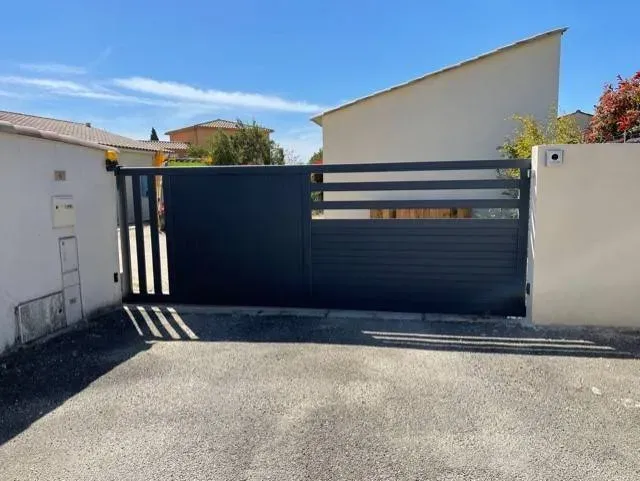 Technic alu ,  portail (8)